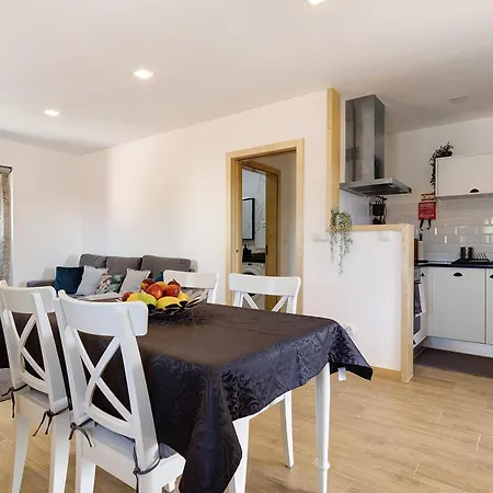 Casa Da Lage بيت للعطل